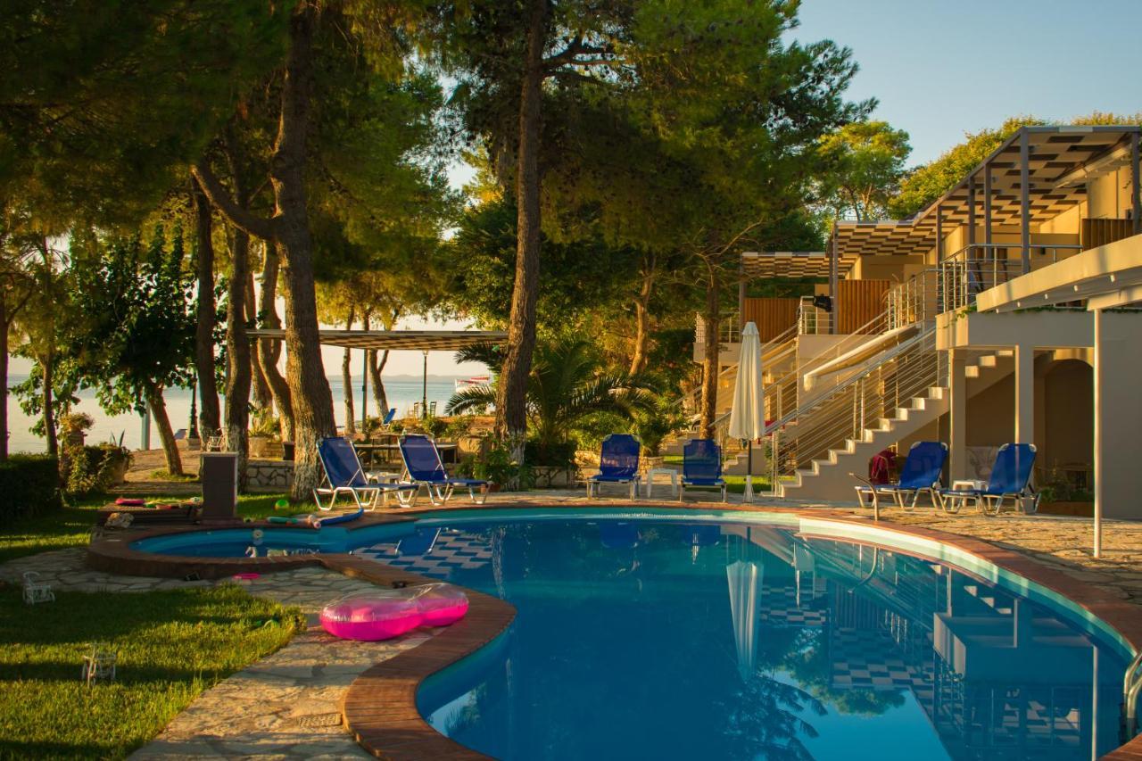 Flisvos Seaside Apartments Ligia Exterior foto